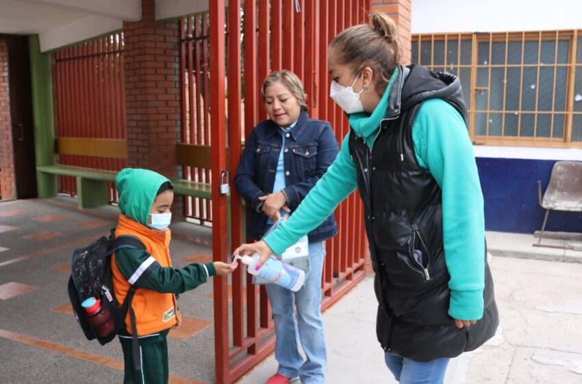  Por frío, Gobierno fortalece medidas en escuelas