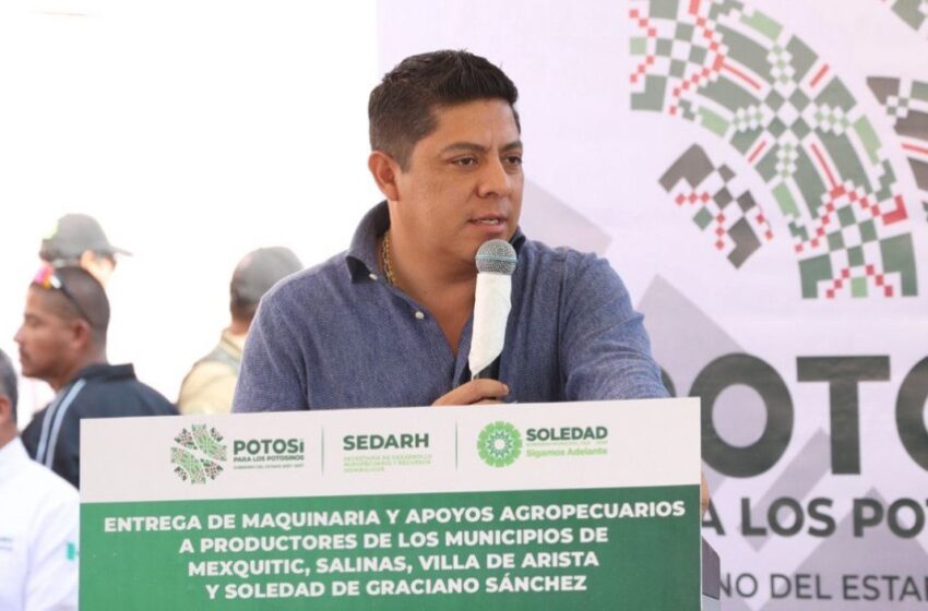  Anuncia Ricardo Gallardo inversión millonaria para calles y caminos en SLP