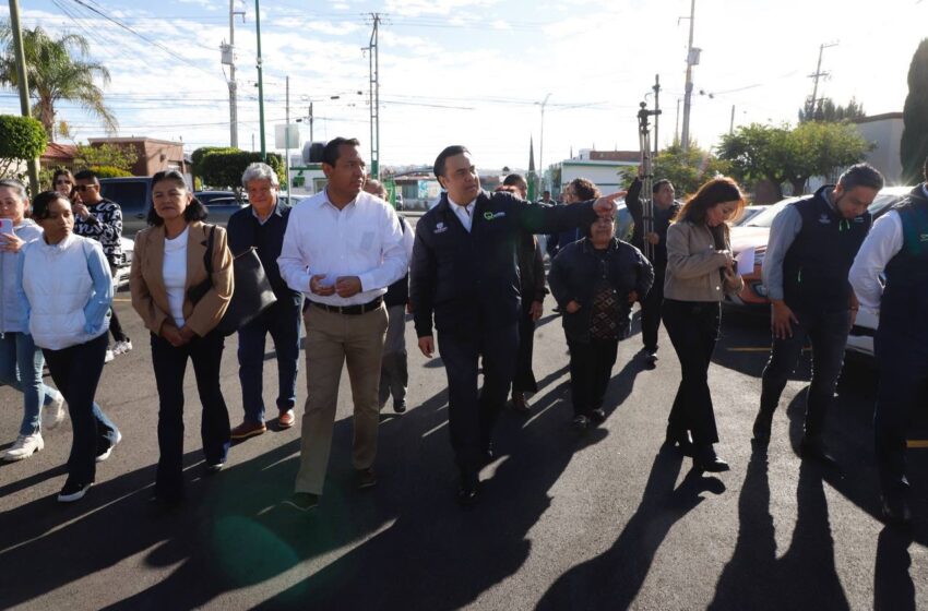  Entrega Luis Nava beneficios de Condominio Mejorado en Quinta Cerrada Los Robles