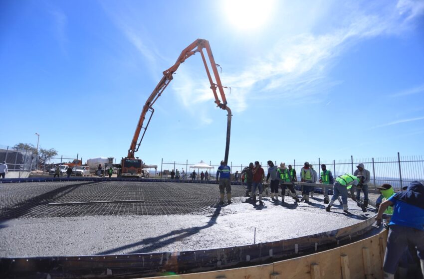  Inicia municipio los trabajos de colado del mega tanque de acero vidriado en Mujeres Ilustres