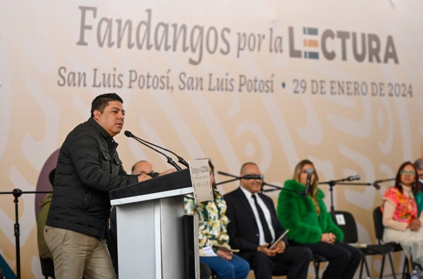  Ricardo Gallardo Impulsa la Lectura entre Jóvenes Potosinos en Apoyo a Iniciativa Nacional