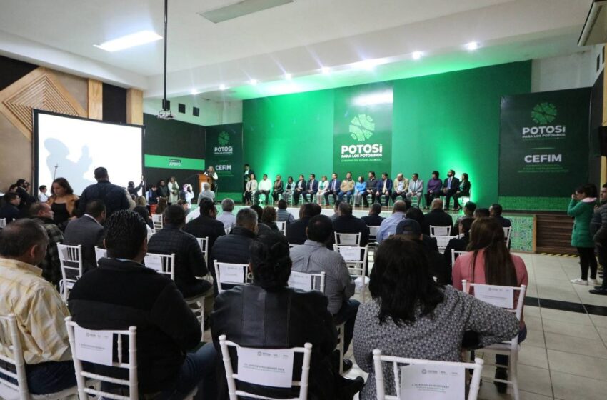  Municipios Sobresalientes en Gestión Reciben Reconocimientos en Evento Estatal