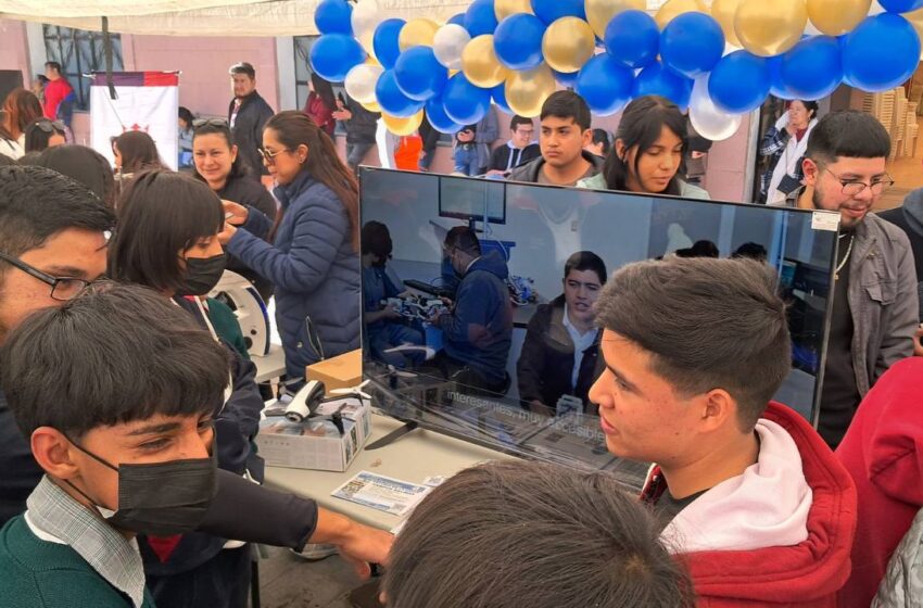  La UASLP Impulsa el Futuro Educativo con la Feria de Carreras en Salinas