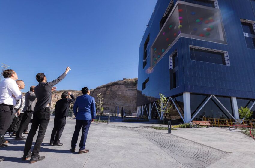  Autoridades Internacionales de la ITU Visitan el Centro de Innovación en Querétaro