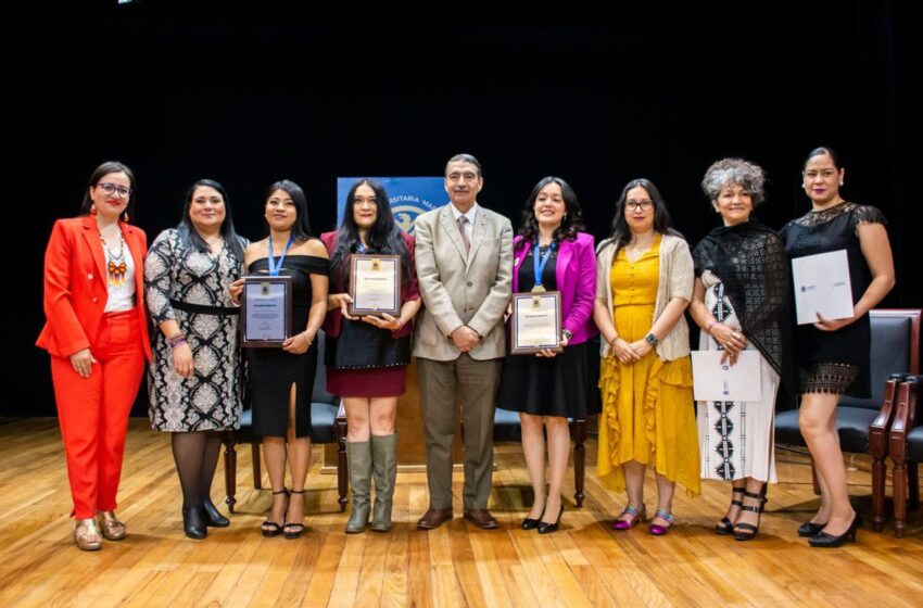  UASLP Honra a Mujeres Universitarias con la Presea “Martha Miranda Castro”