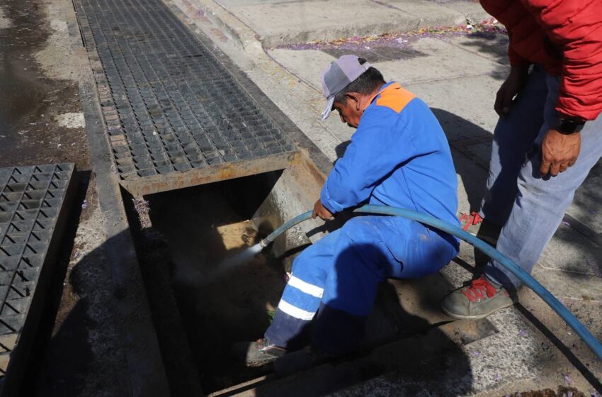  Trabajos de Desazolve en Querétaro Continúan para Prevenir Inundaciones