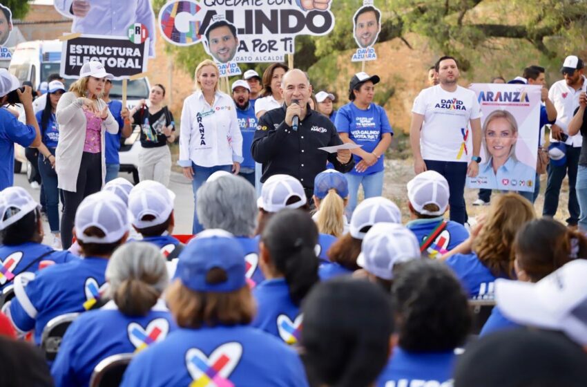  Enrique Galindo Destaca Avances en Pavimentación y Servicios Médicos Durante Visita a Colonias