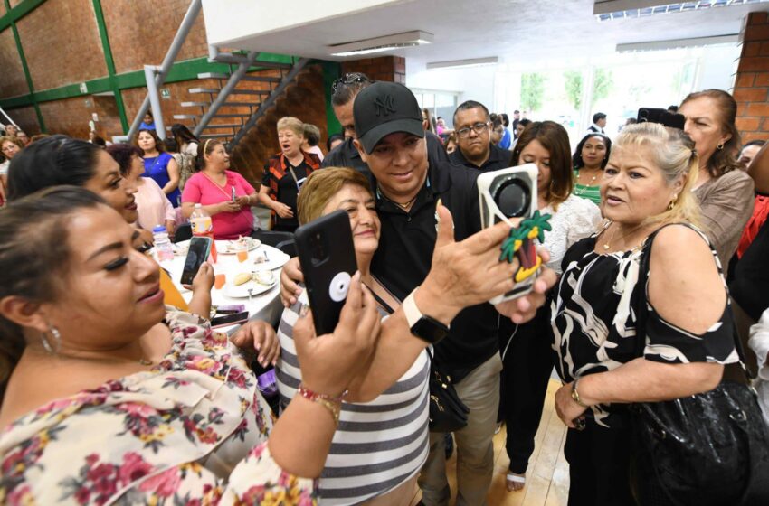  Gobierno Estatal celebra a las madres de la zona metropolitana en el parque Tangamanga II