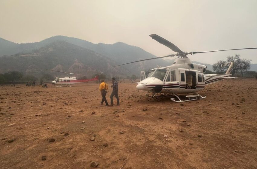  Se refuerza la lucha contra el incendio forestal en Santa María del Río con más personal y equipo aéreo