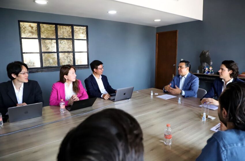  Foxconn Explora Expansión en Querétaro con Visita de Representantes a la Ciudad