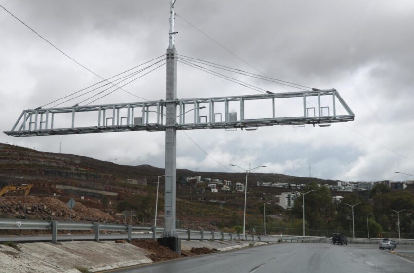  Incremento en la seguridad vial: San Luis Potosí fortalece vigilancia con instalación de arcos detectores