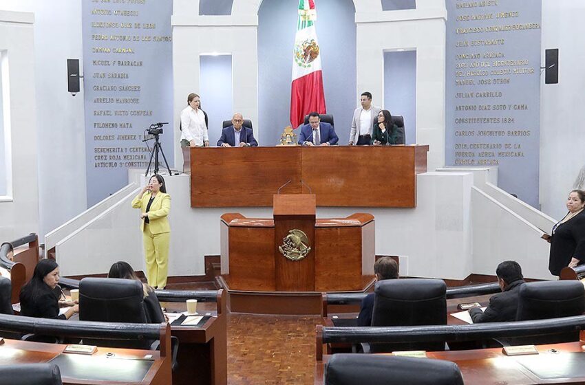  Presentan iniciativas para la constitución en materia de regulación de la figura del indulto