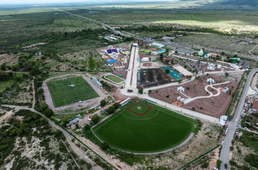  Ricardo Gallardo inaugura la renovación del parque “El Meteorito” en Charcas con una inversión de 40 millones de pesos