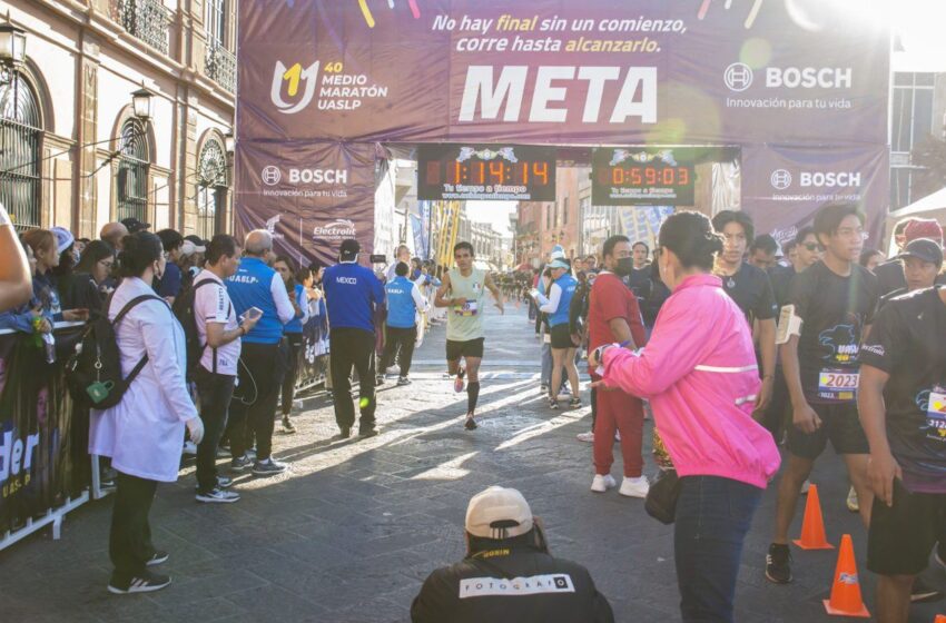  UASLP se Prepara para la 41ª Edición del Medio Maratón: Superar los 12,500 Participantes es la Meta