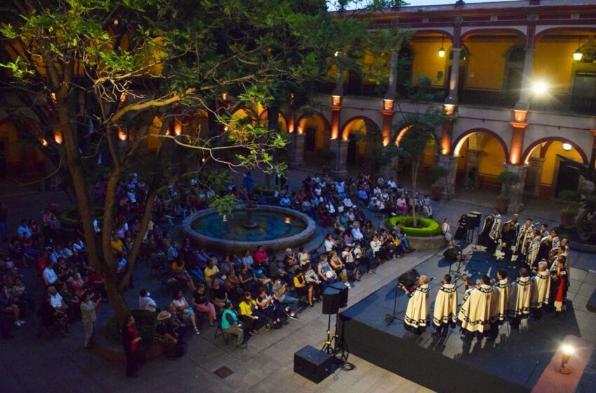  La Rondalla Universitaria Potosina celebra 59 años con el concierto “Recuerdos”