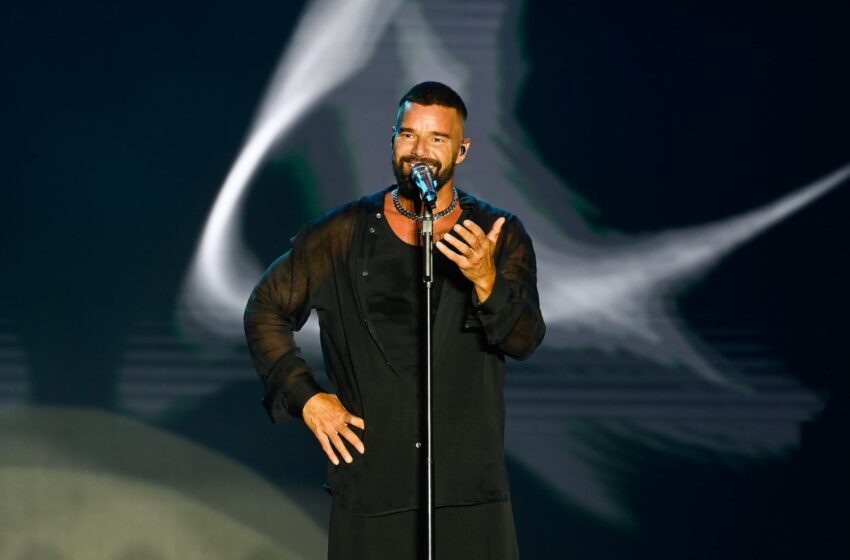  Ricky Martin Electriza la Fenapo 2024 con su Espectáculo “Live 2024”