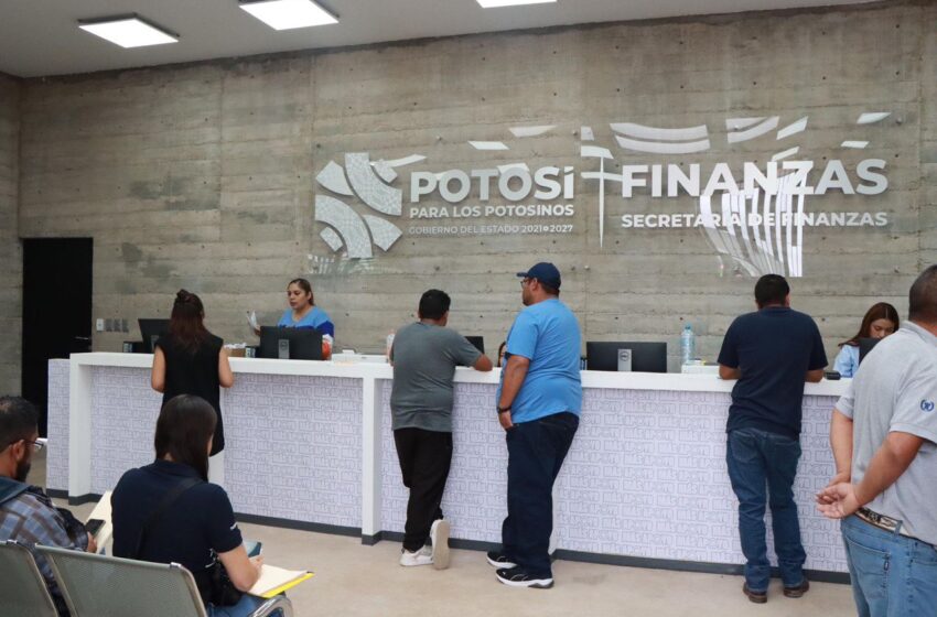  Oficina de Finanzas instalada en la Fenapo ofrece atención permanente