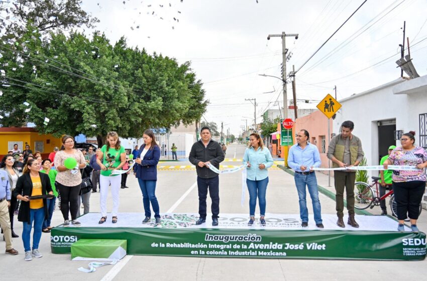  Ricardo Gallardo Inaugura Renovación de Avenida José Vilet en San Luis Potosí