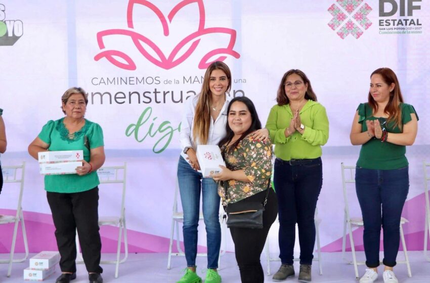  Entrega Gobierno Estatal programa “Menstruación Digna” en la región media