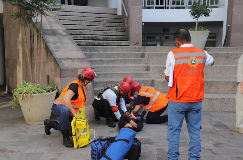  Simulacro de Incendio en la Unidad Administrativa de San Luis Potosí Refuerza la Cultura de Protección Civil