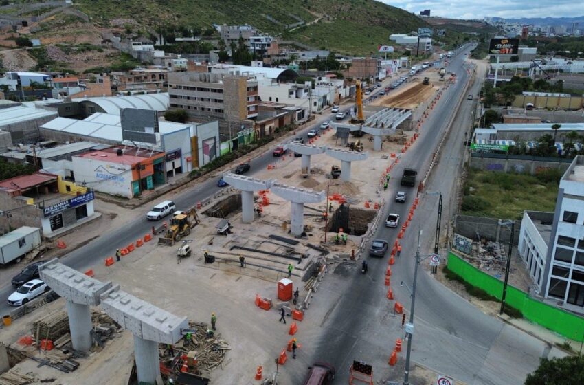  Avance significativo en la construcción del nuevo puente de Circuito Potosí