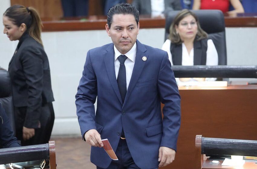  Diputado César Lara Rocha Destaca Importancia de Continuar Inversiones en Infraestructura Vial en la Zona Industrial