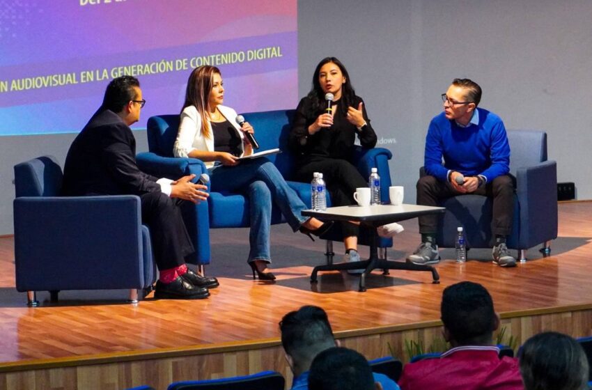  Líderes de comunicación comparten experiencias en el Conversatorio “Radio y televisión espacios laborales para el comunicólogo”