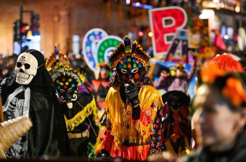  Espectaculares comparsas participarán en el Festival Xantolo en tu ciudad