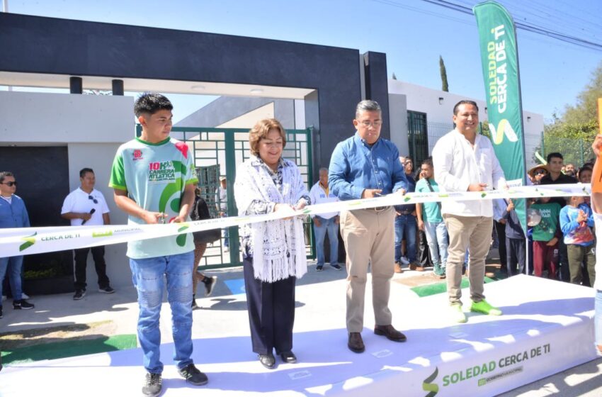  Alcalde Juan Manuel Navarro inaugura parque urbano y recreativo en Puerta Real