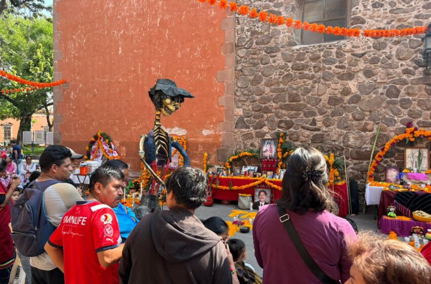  Ayuntamiento de SLP Promueve Tradiciones Indígenas con el Evento “Memoria y Tradición: 5 Altares de Pueblos Originarios”