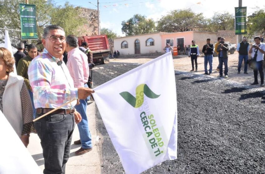  Juan Manuel Navarro Arranca Pavimentación y Alumbrado en Estación Ventura