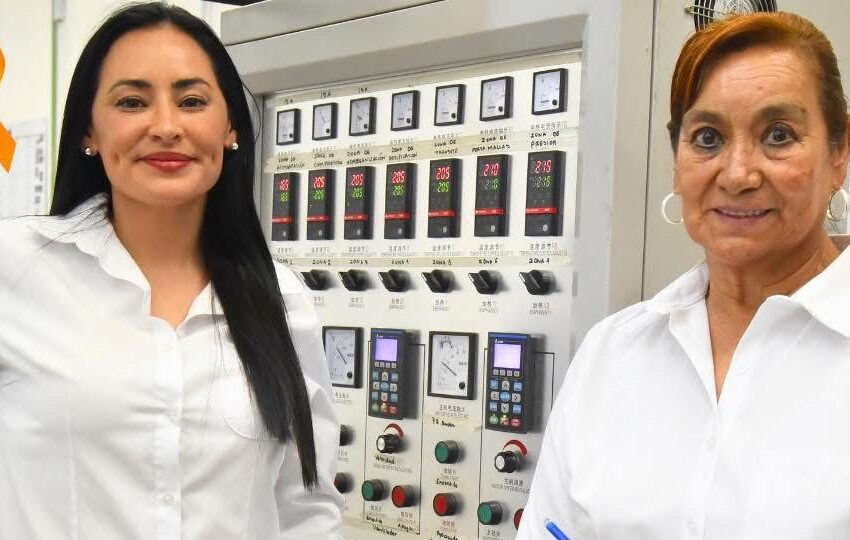  Ejecutivo estatal impulsa la independencia económica de las mujeres