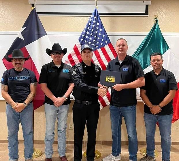  Personal Del Grupo K-9 Recibe Capacitación Especializada En Texas