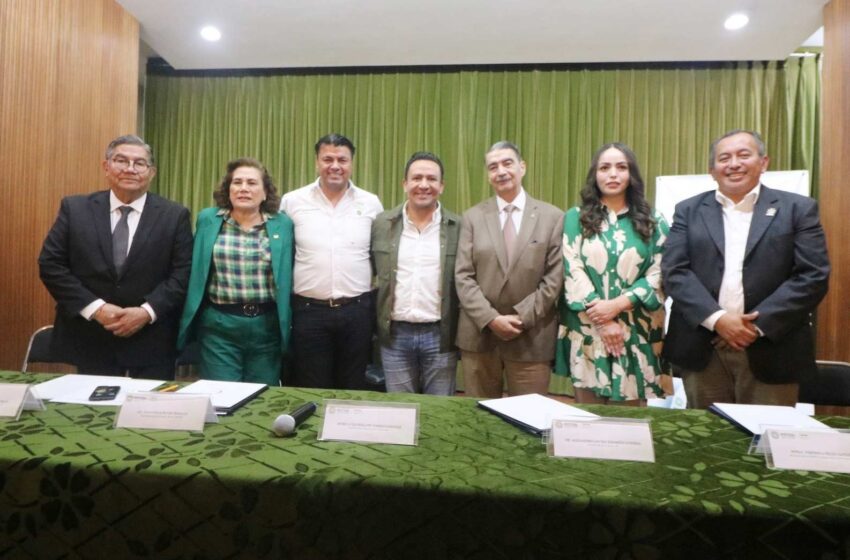  El Estado de San Luis Potosí firma convenios con universidades para certificar a servidores públicos municipales