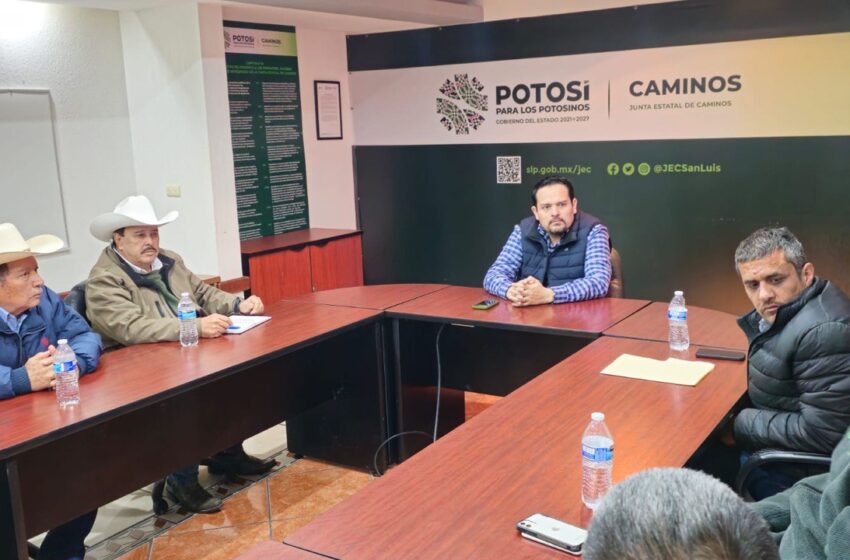  Gobierno Estatal Fortalece Mantenimiento De Caminos Cañeros En Tamasopo