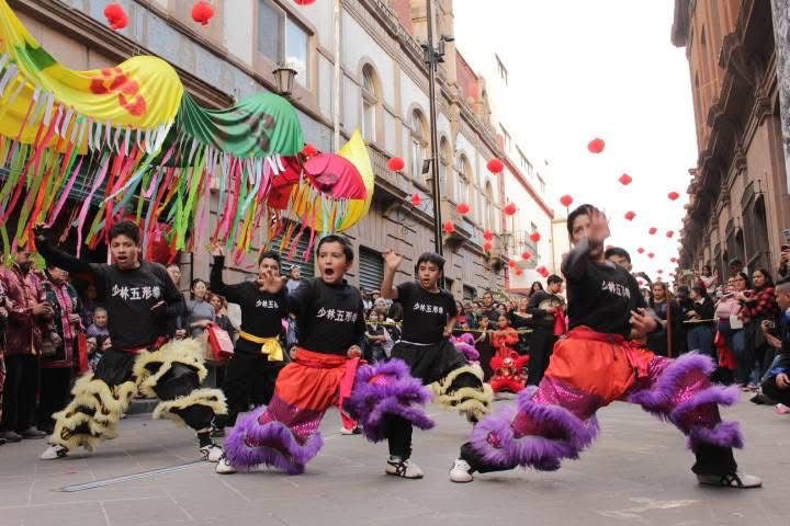  Mac Celebra El Año Nuevo Chino De La Serpiente Con Una Gran Festividad Cultural