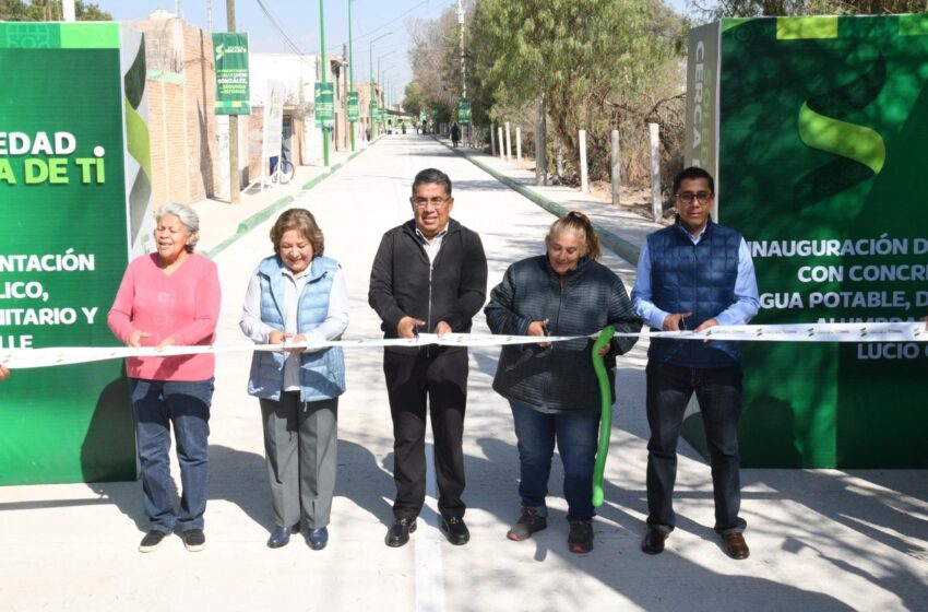  Juan Manuel Navarro Inaugura Pavimentación E Iluminación En Calle Lucio González