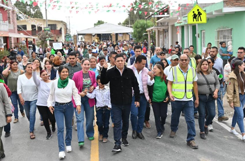  Ricardo Gallardo entrega camino Maravillas-Estanzuela y refuerza apoyo a familias de Mexquitic