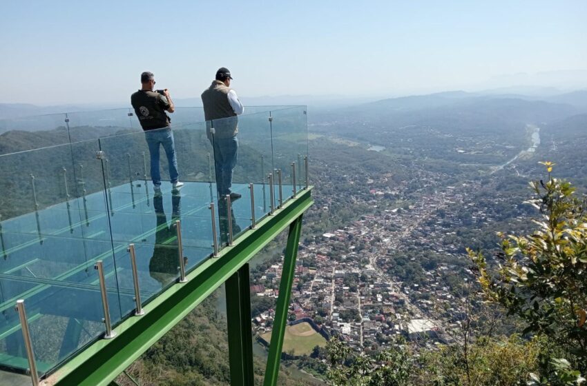  Protección Civil Estatal Realiza Clausura Parcial De Mirador En Tamazunchale