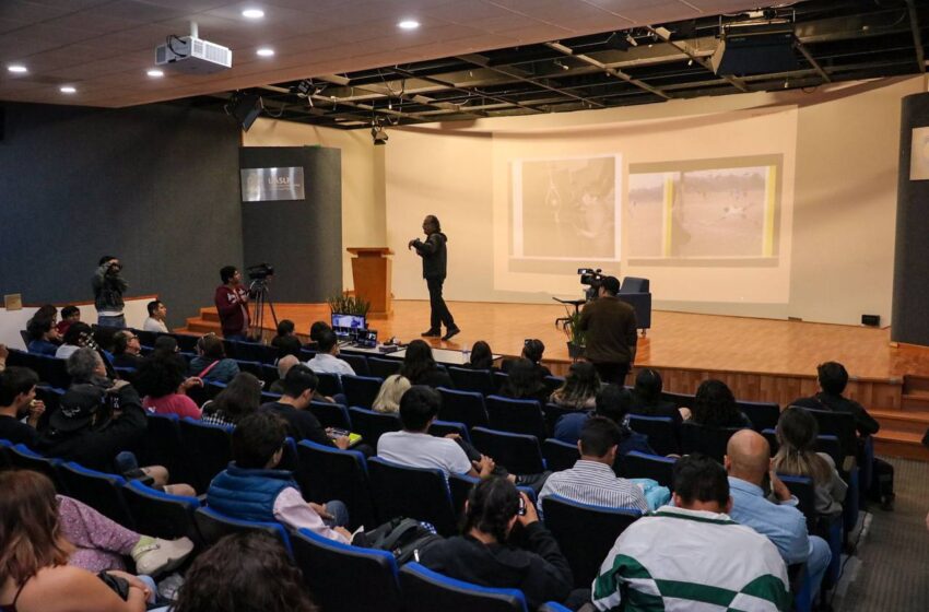  Fotoperiodismo Y Divulgación Científica En El 40 Aniversario De La Fcc-Uaslp