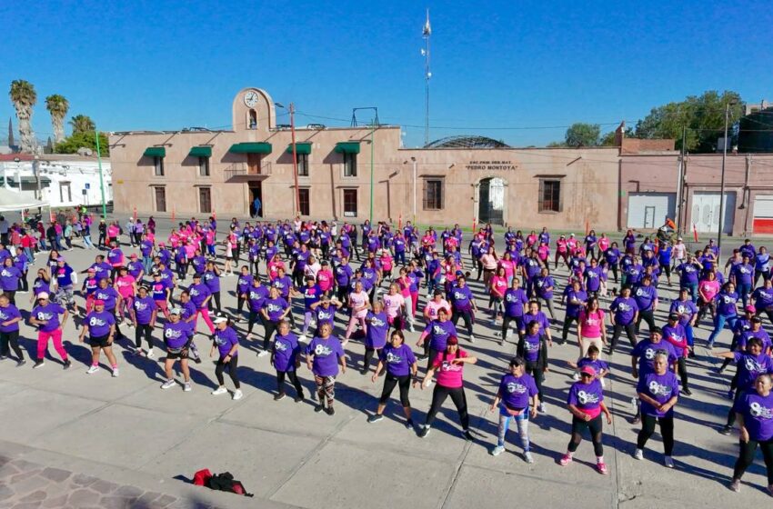  Mujeres de Soledad participan en jornada de activación física por el 8M